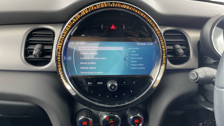 MINI Hatchback 2.0 Cooper S Exclusive 3dr Auto Petrol Hatchback